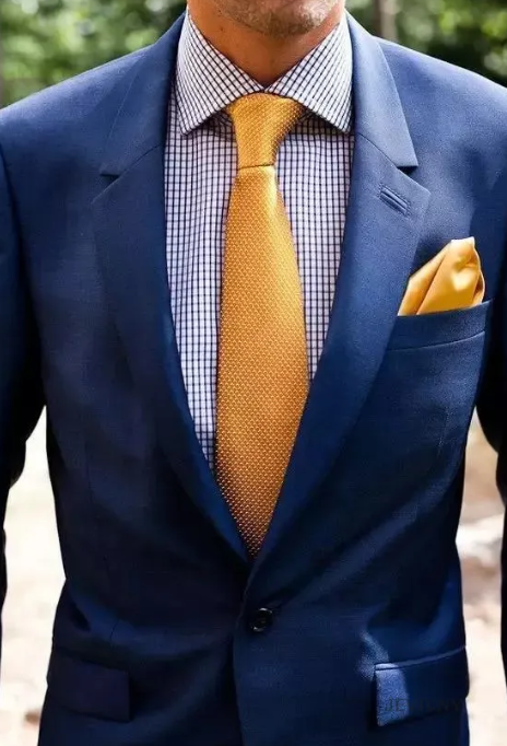 男士西装怎么搭配合适的领带